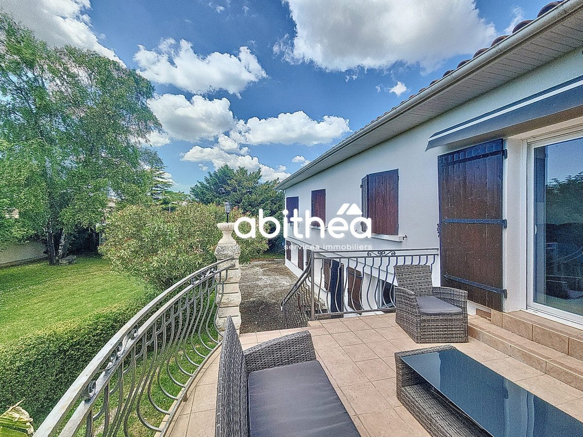 Maison 7 pièces 170 m² · à Semussac · 170 m² · 336 000 €