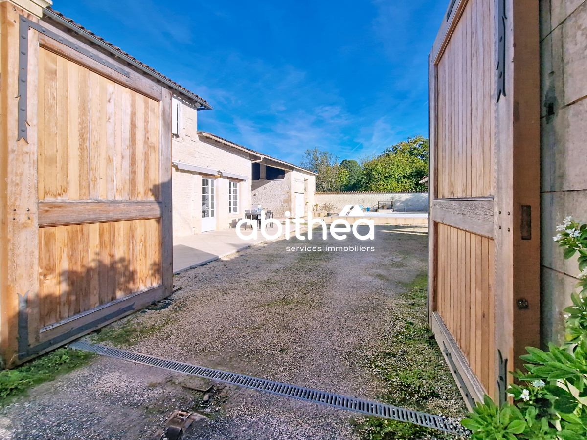 Maison 6 pièces 170 m² · à Pons · 170 m² · 336 000 €
