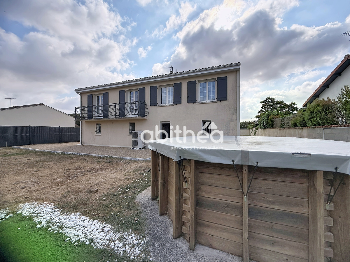 Maison 7 pièces 140 m² · à La Boixe · 140 m² · 224 400 €
