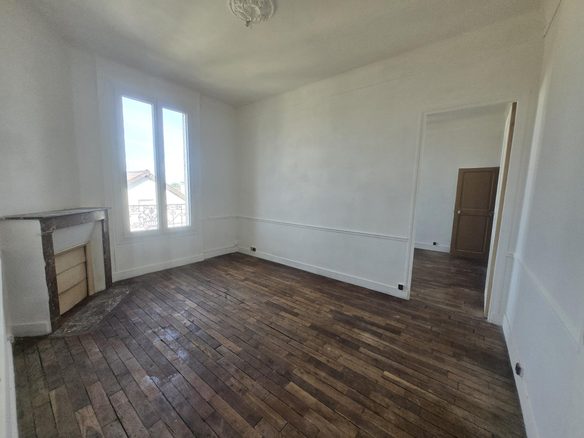 Appartement 2 pièces 38 m² · à Pavillons-sous-Bois · 37,5 m² · 97 500 €