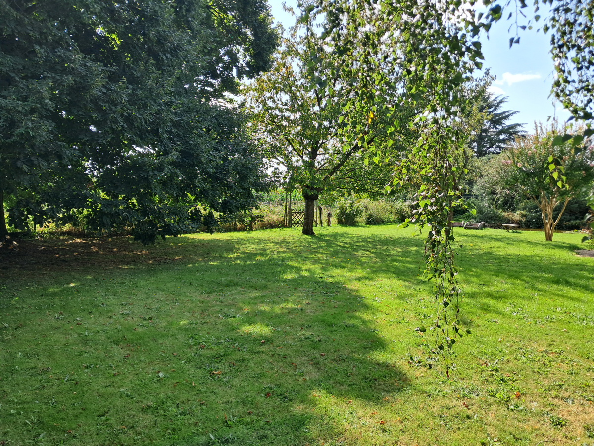 Maison 6 pièces 139 m² · à Férolles-Attilly · 139 m² · 445 000 €