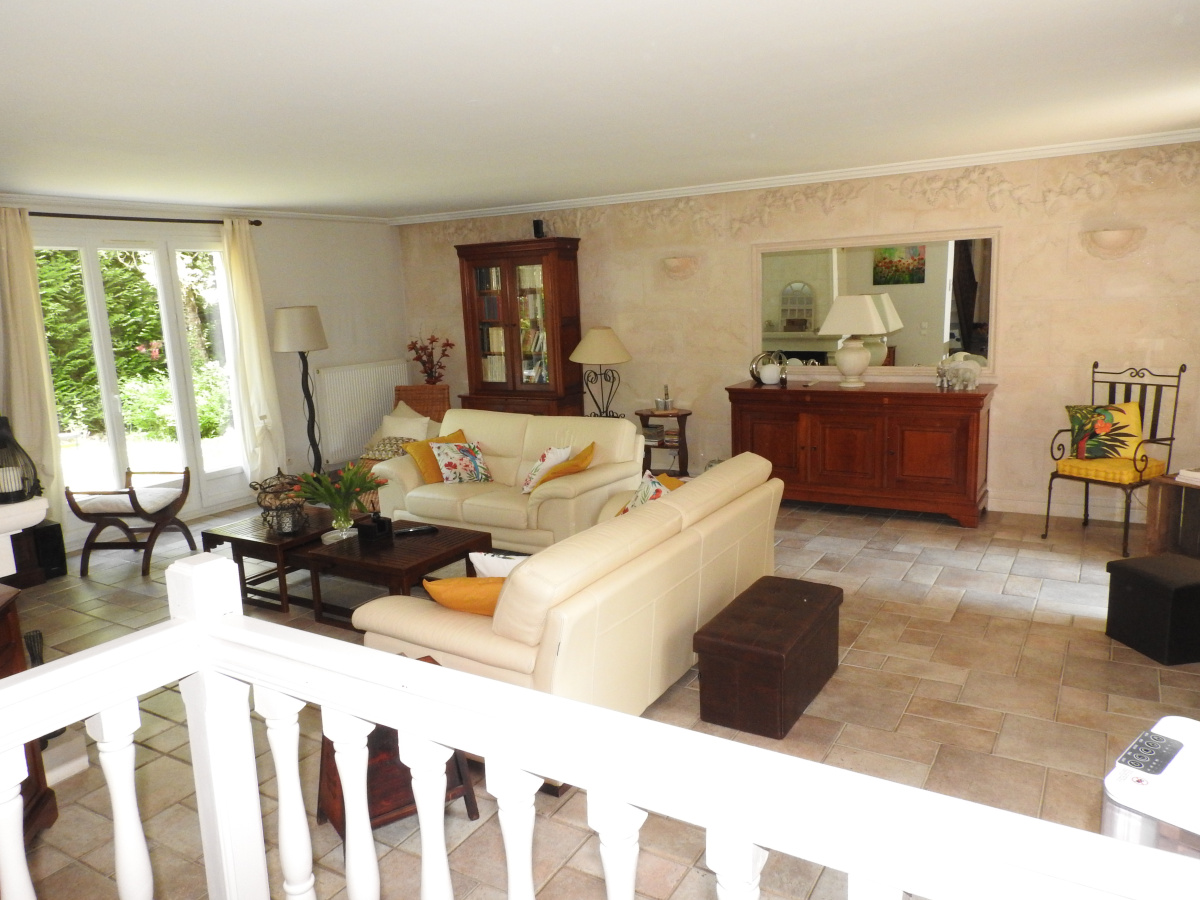 Maison 8 pièces 202 m² · à Servon · 202 m² · 436 800 €