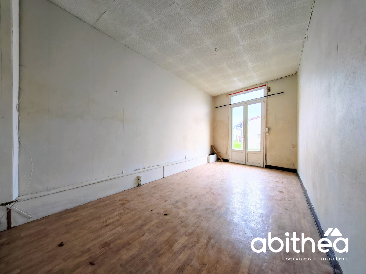 Maison 3 pièces 95 m² · à Val de Virvée · 95,4 m² · 52 500 €