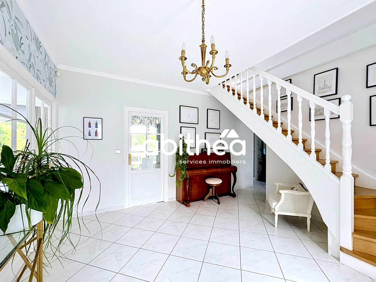Maison 6 pièces 174 m² · à Vendin-lès-Béthune · 174 m² · 434 900 €
