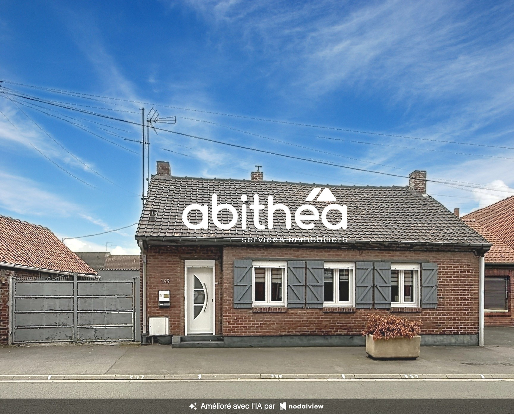 PLAIN PIED DE 70M2 EN CENTRE VILLE AVEC GARAGE ET JARDIN